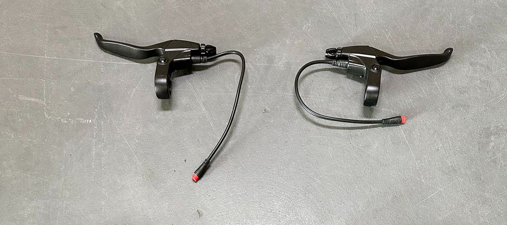 XP16 | Left & Right Brake Lever | TSE26